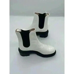 STUART WEITZMAN Women Norah Patent Leather Lug Sole‎ Boots size 6.5